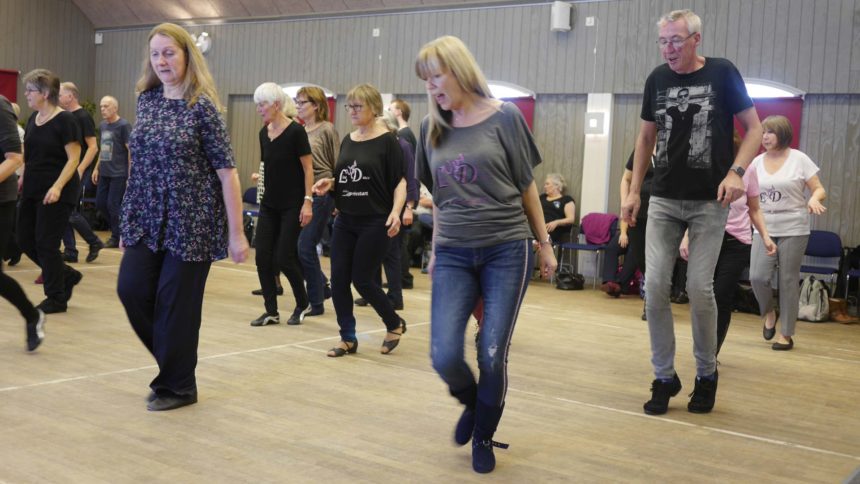 Line Dance – Nivå #1 Line Dance – Nivå #1